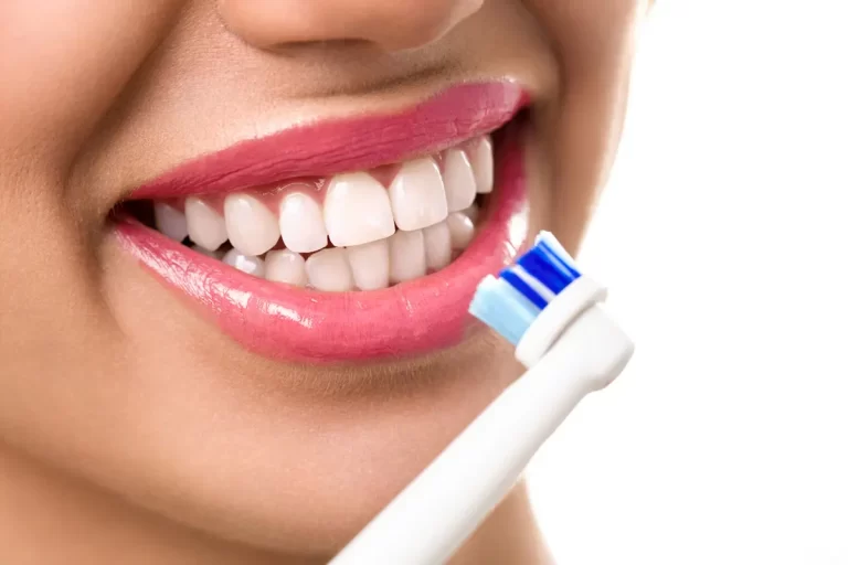 Nature's Influence on Teeth Whitening: Harnessing Organic Methods